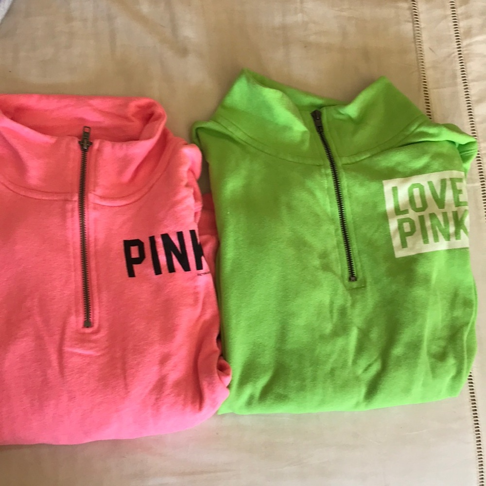 VICTORIA SECRET PINK SWEATSHIRT SIZE SMALL!